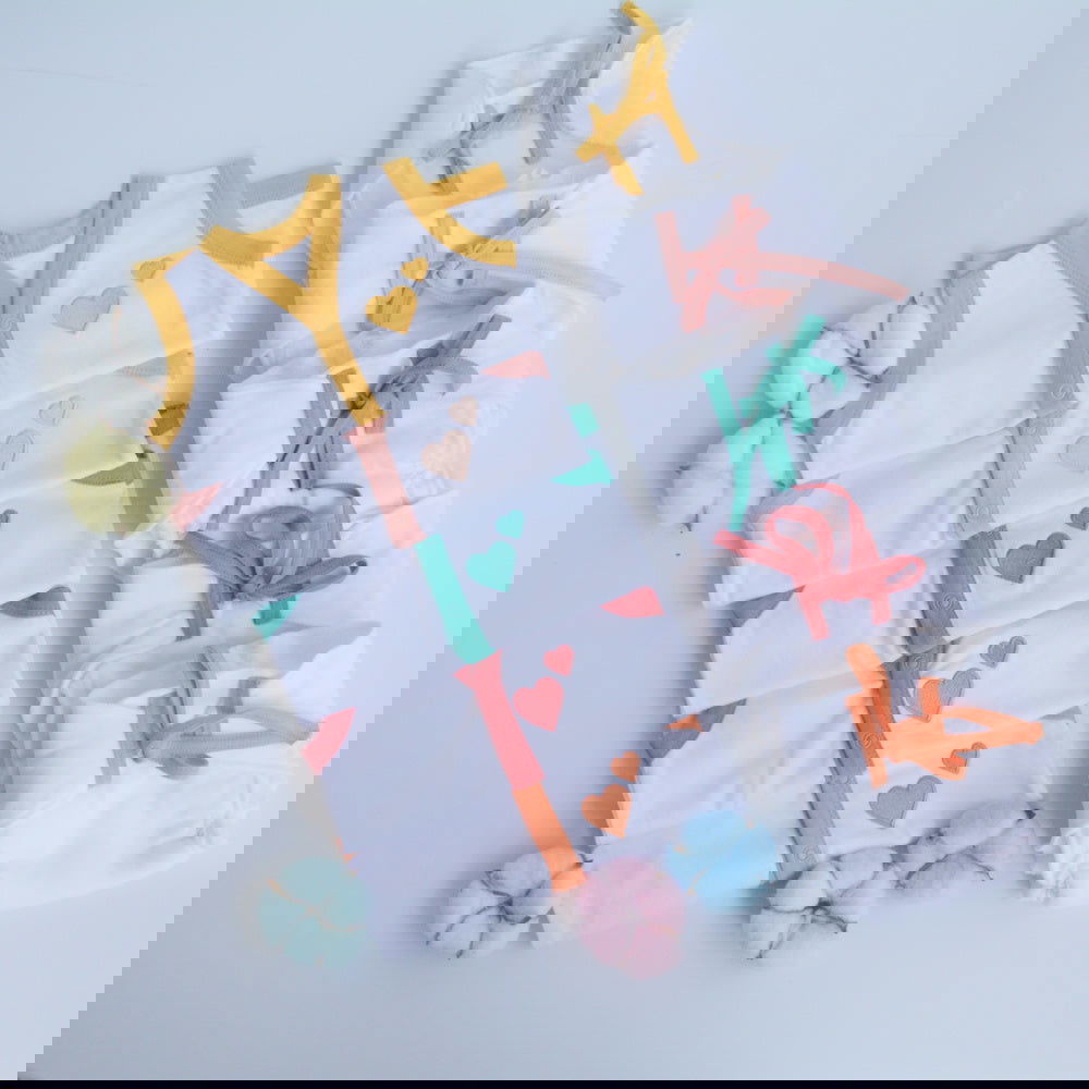 All Hearts Basket - Everyday Essentials Nappy & Vest (Set of 10) - Tinycubs -