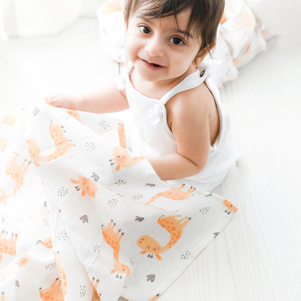 Baby Giraffe & Cute Polka - Organic Luxury Swaddles Set - Tinycubs - 