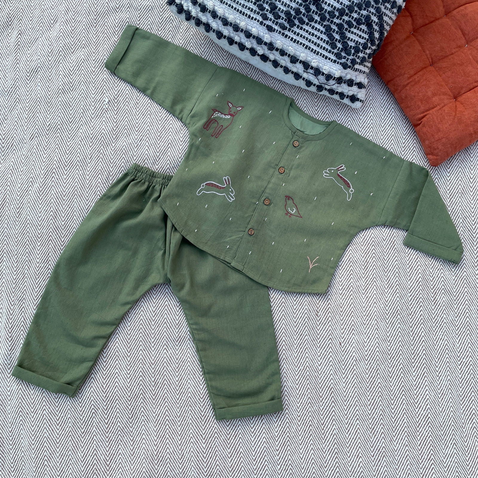 Bhaakur Cotton Co-ord Set for kids with Embroidered Animals - Tinycubs - 