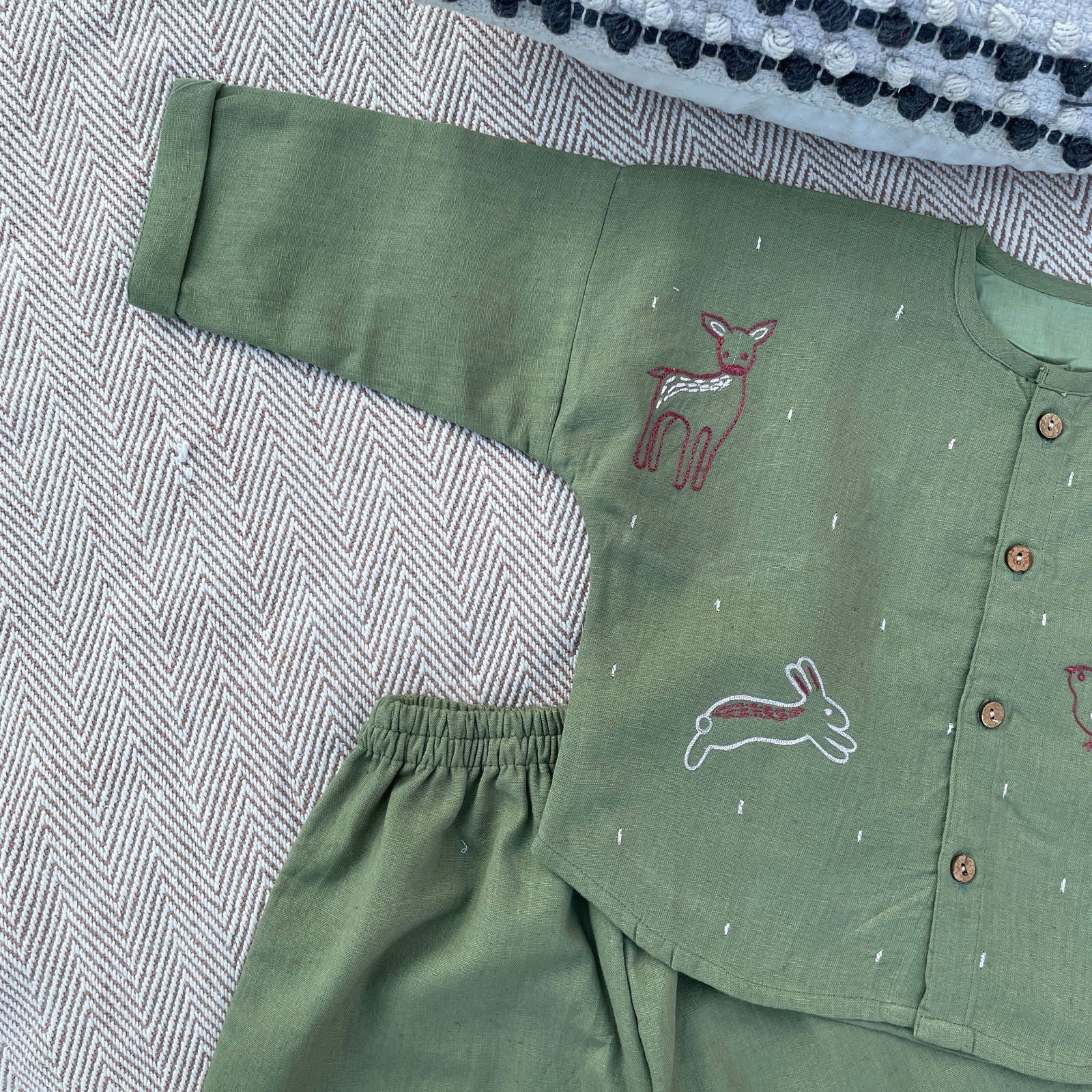 Bhaakur Cotton Co-ord Set for kids with Embroidered Animals - Tinycubs - 