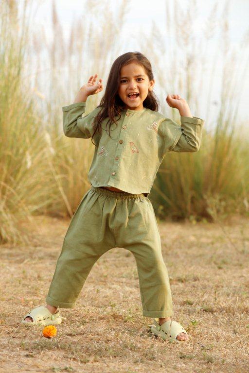 Bhaakur Cotton Co-ord Set for kids with Embroidered Animals - Tinycubs - 