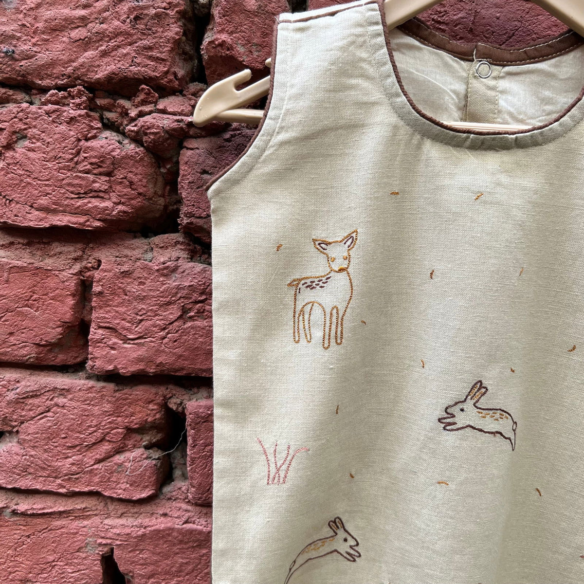 Bhaakur Cotton Flax Sleeveless Romper for newborns| Forest Theme Embroidery - Tinycubs - 