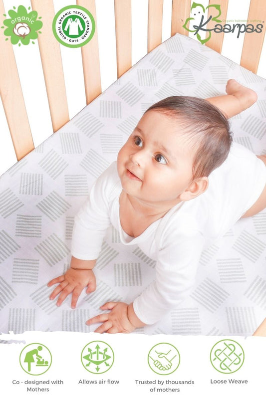 Charming Patterns' Cotton Fitted Cot Crib Sheet : Lines - Tinycubs - 