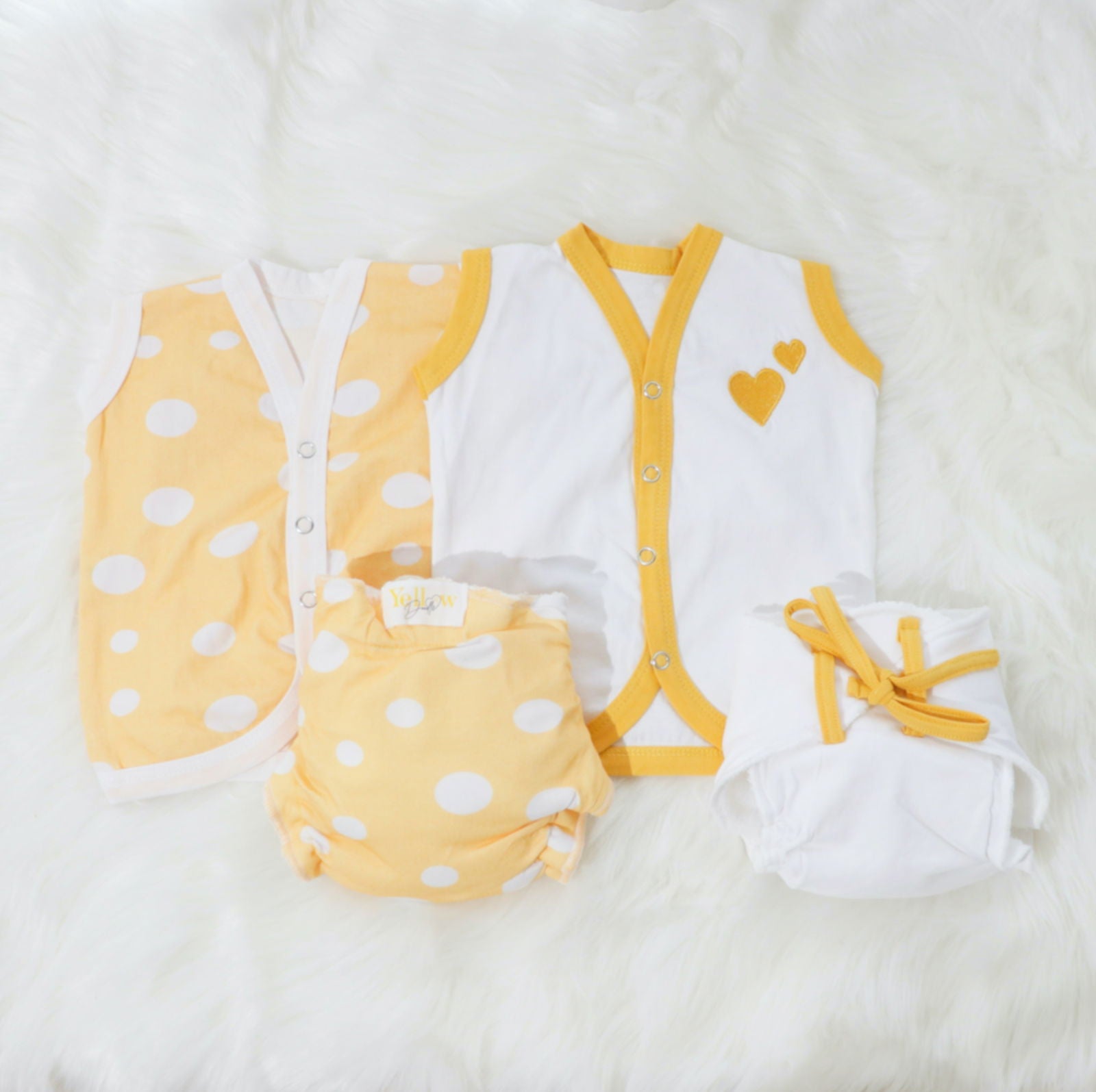 Cute Polka - Everyday Essentials Nappy & Vest (Set of 4) - Tinycubs - 