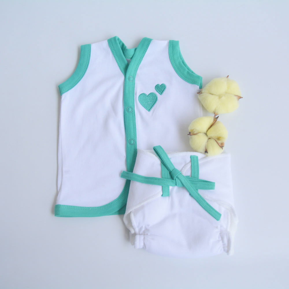 Green Hearts - Everyday Essentials Nappy & Vest (Set of 4) - Tinycubs - 