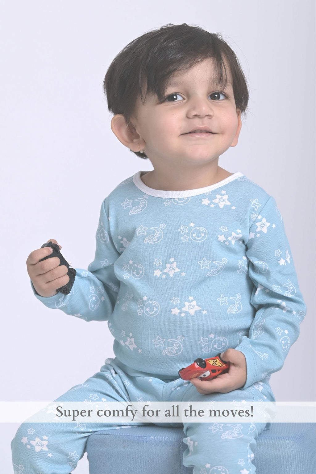 Kaarpas organic cotton 2 piece baby PJ set with bright star and moon - Sky blue - Tinycubs - 