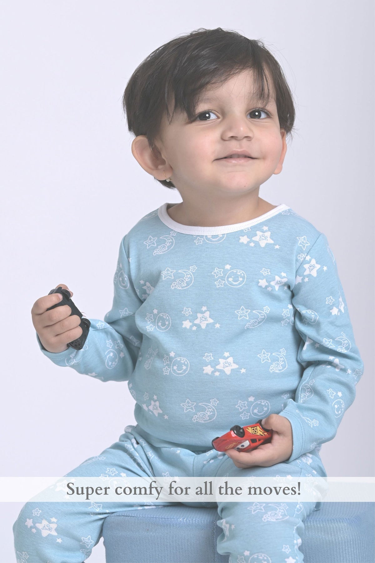 Kaarpas organic cotton 2 piece baby PJ set with bright star and moon - Sky blue - Tinycubs - 