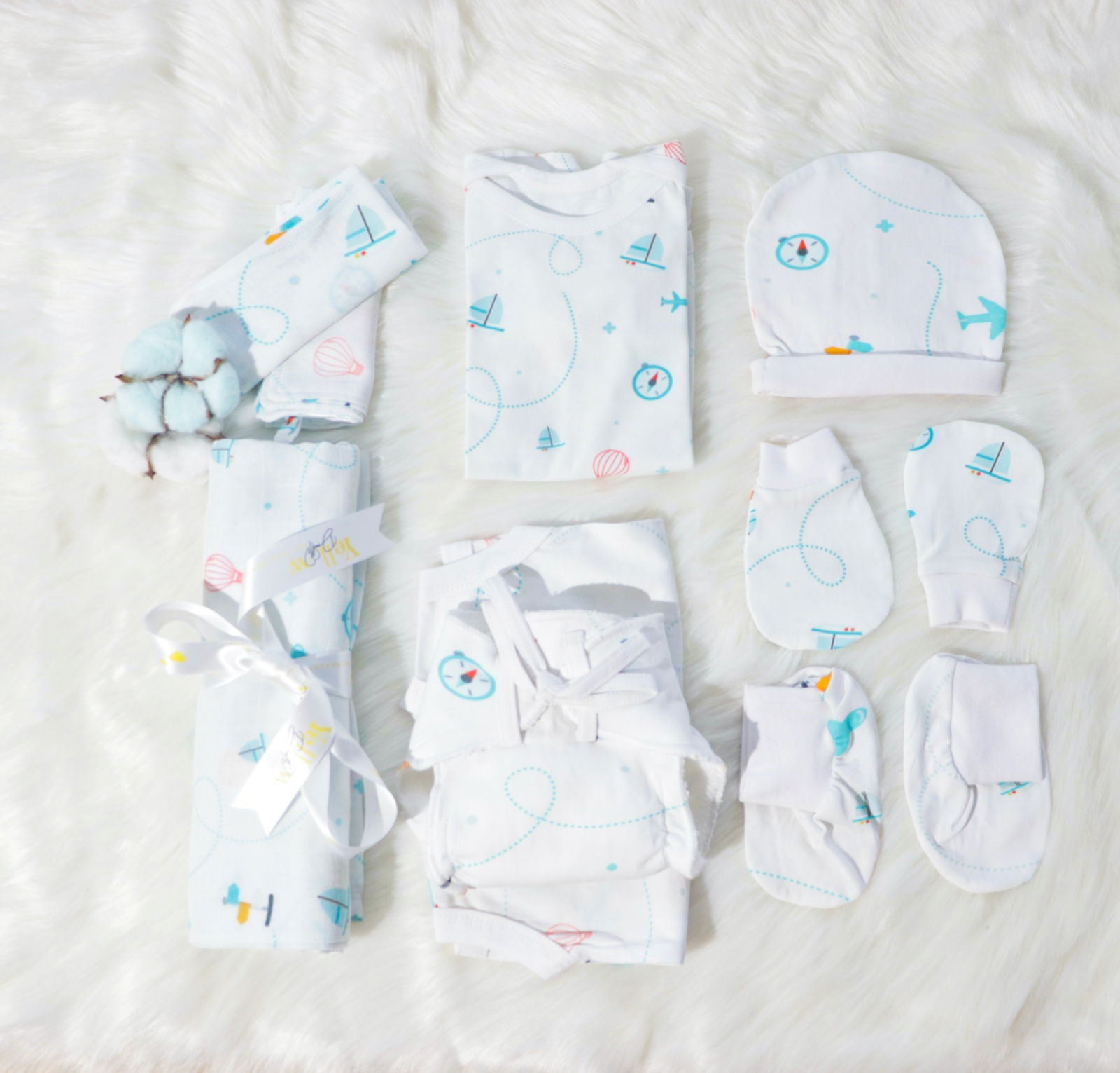 Lil Travellers - Newborn Everyday Gift Bundle - Tinycubs - 