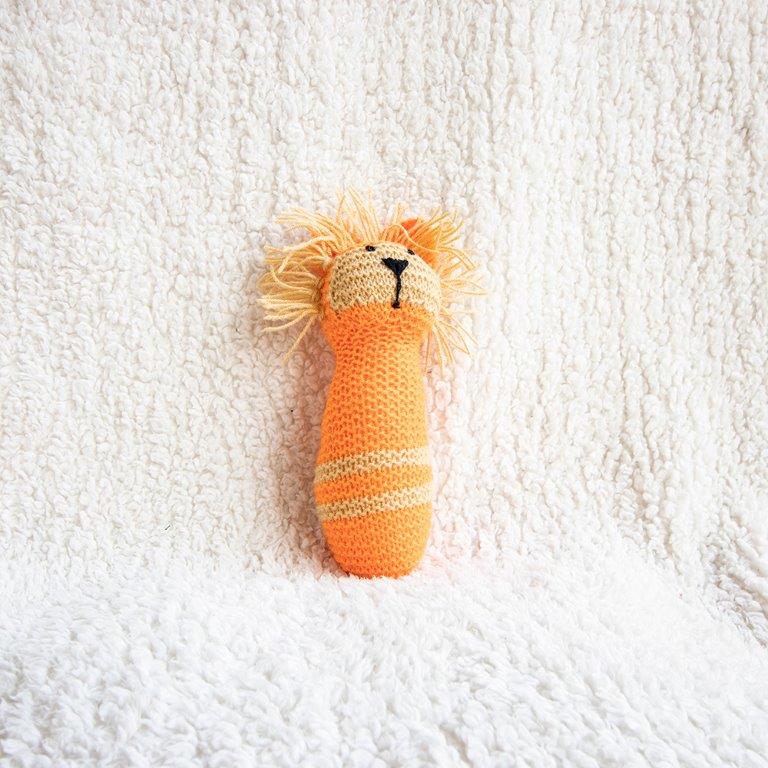 Simba, The Lion Sensory Rattle - Tinycubs - 