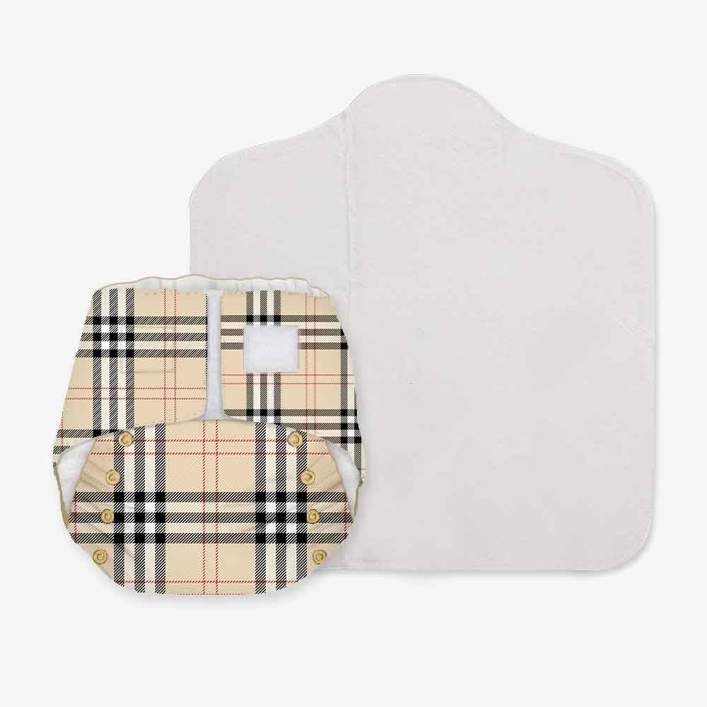 Snugkins -Newborn Bliss - Reusable,Waterproof & Washable Cloth Diapers for Newborn babies ( 2.5kg – 7kg) Contains 1 Diaper, 1 Wet-Free Organic Cotton Pad & 1 Booster Pad–Fits 2.5kg – 7kg - Classy Kiss - Tinycubs - 